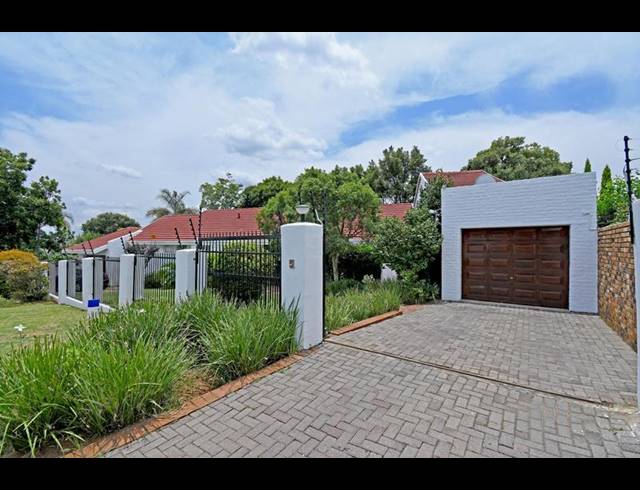 6 BEDROOM HOUSE FOR SALE IN PARKMORE
